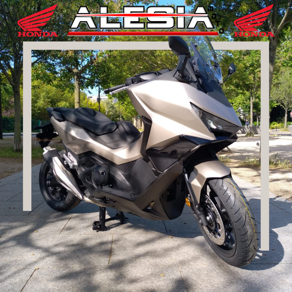 HONDA NSS FORZA 750 4