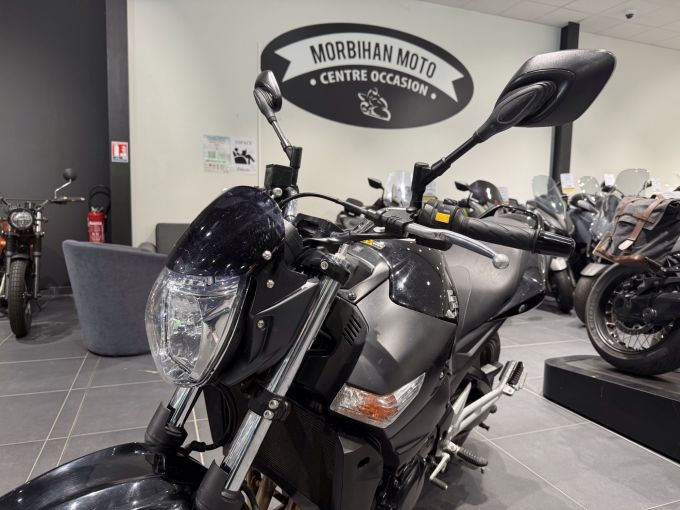 SUZUKI GSR 600 4