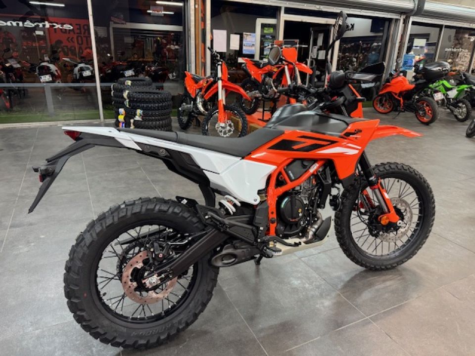 KTM 390 ENDURO R 4