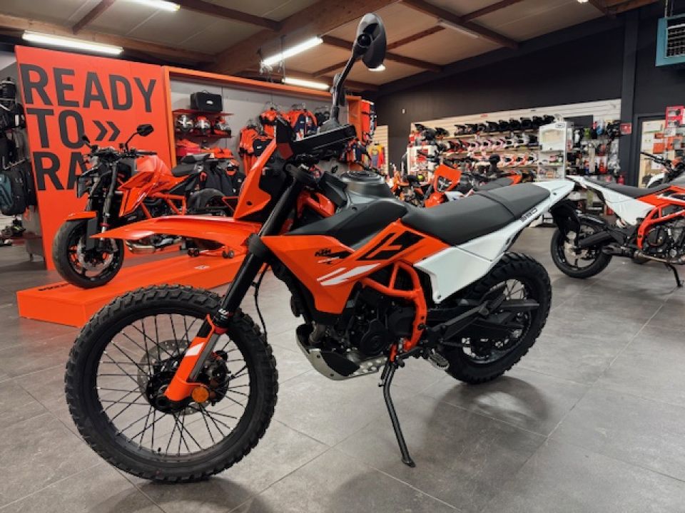 KTM 390 ENDURO R 4