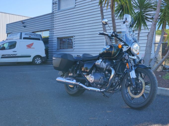 ROYAL ENFIELD SUPER METEOR 650 4