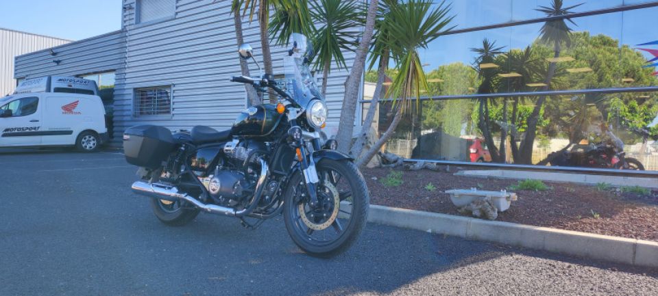 ROYAL ENFIELD SUPER METEOR 650 4