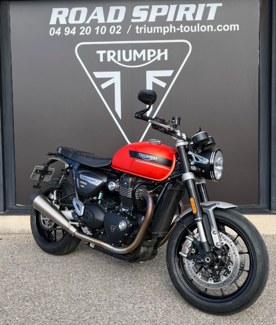 TRIUMPH SPEED TWIN 1200 4