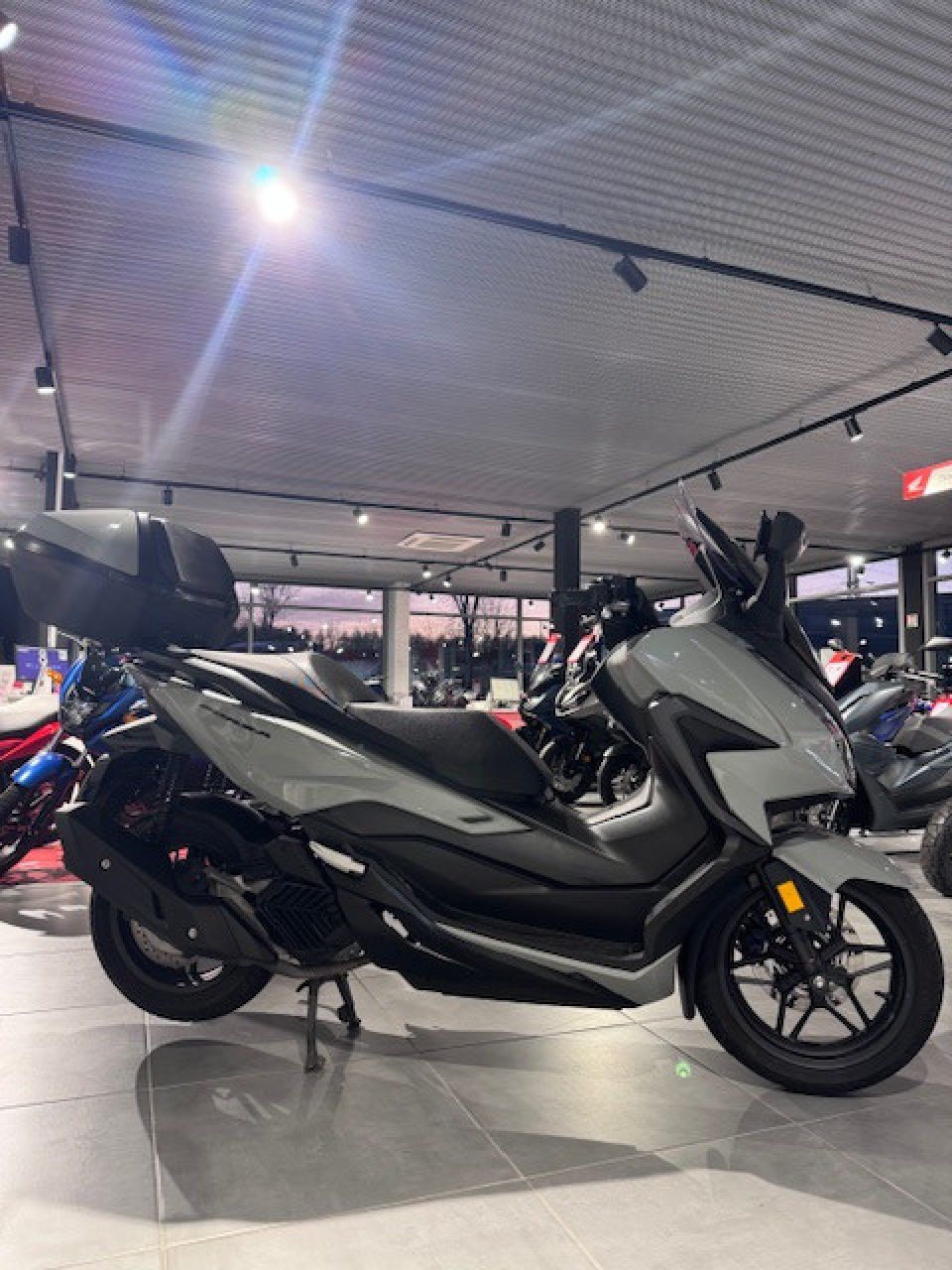 HONDA FORZA 125 ABS 4