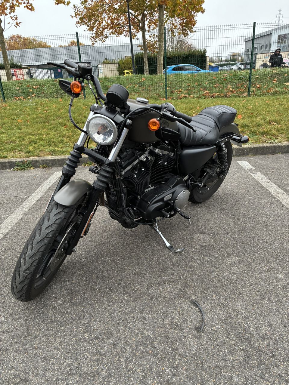 HARLEY-DAVIDSON SPORTSTER IRON 883 4
