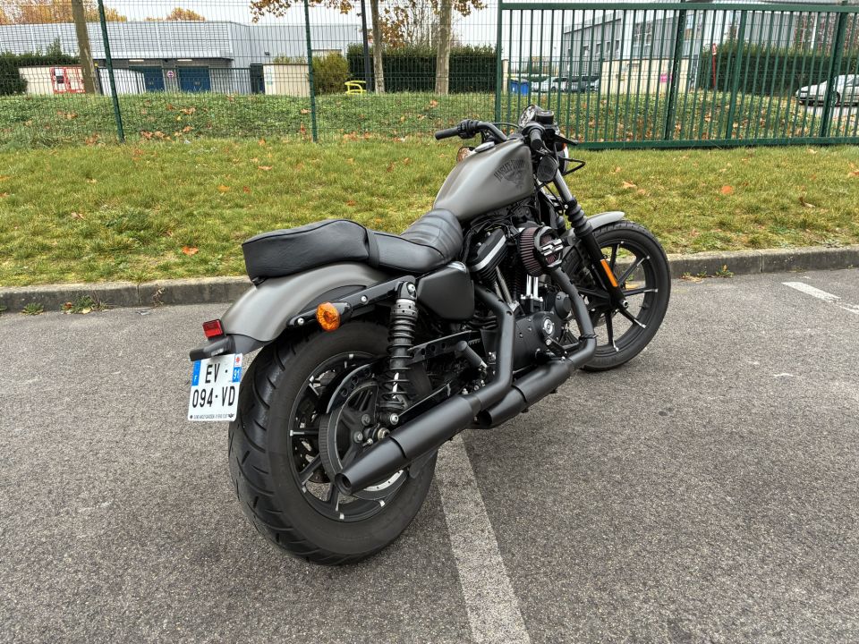 HARLEY-DAVIDSON SPORTSTER IRON 883 4