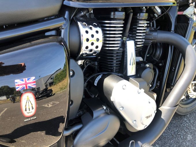 BSA GOLDSTAR 650 4
