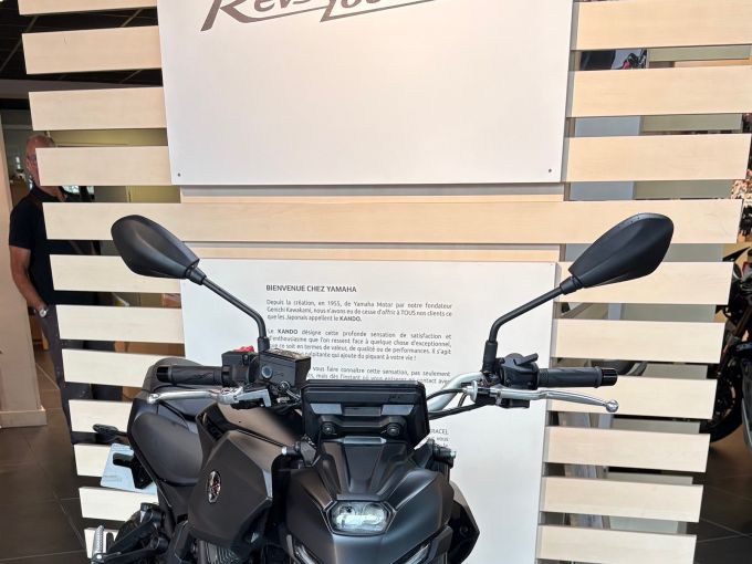 YAMAHA MT-07 (47.5CV) 4