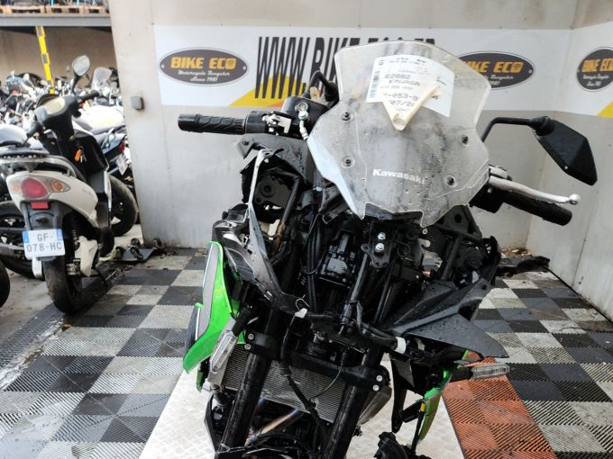 KAWASAKI VERSYS 650 4
