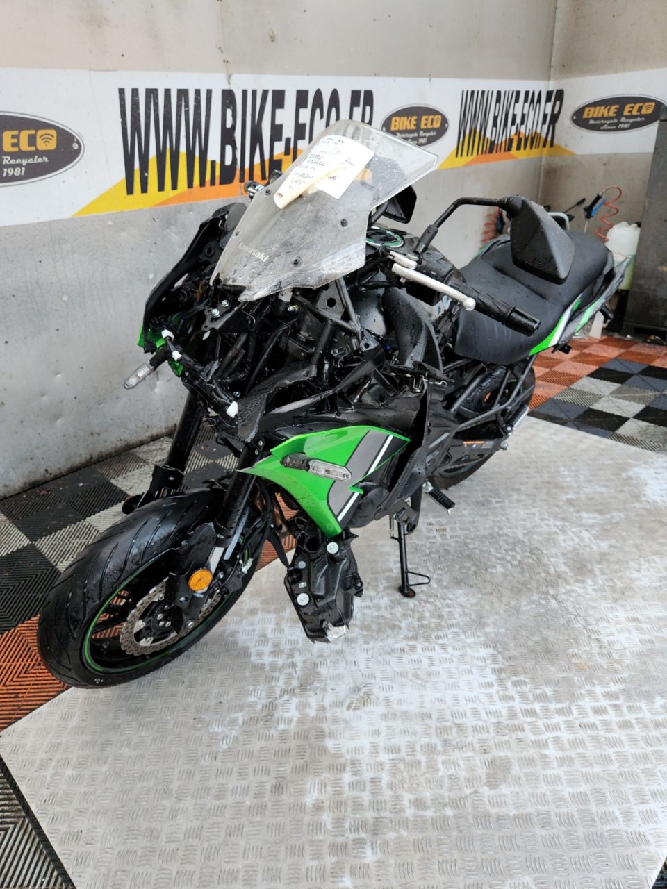 KAWASAKI VERSYS 650 4