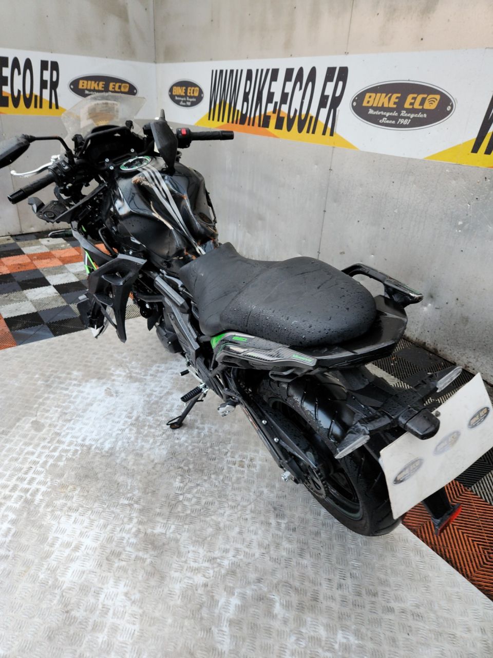 KAWASAKI VERSYS 650 4