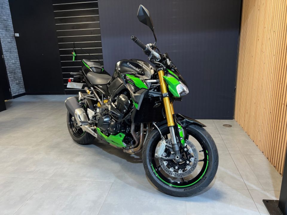 KAWASAKI Z900 SE 4