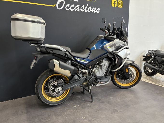 CF MOTO 800 MT 4