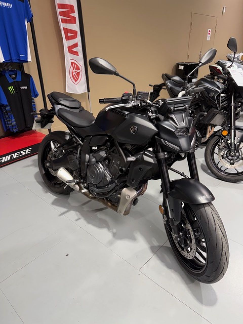 YAMAHA MT-07 Y-AMT 4