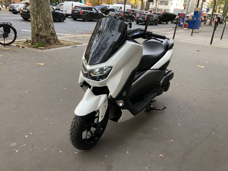 YAMAHA NMAX 125 4