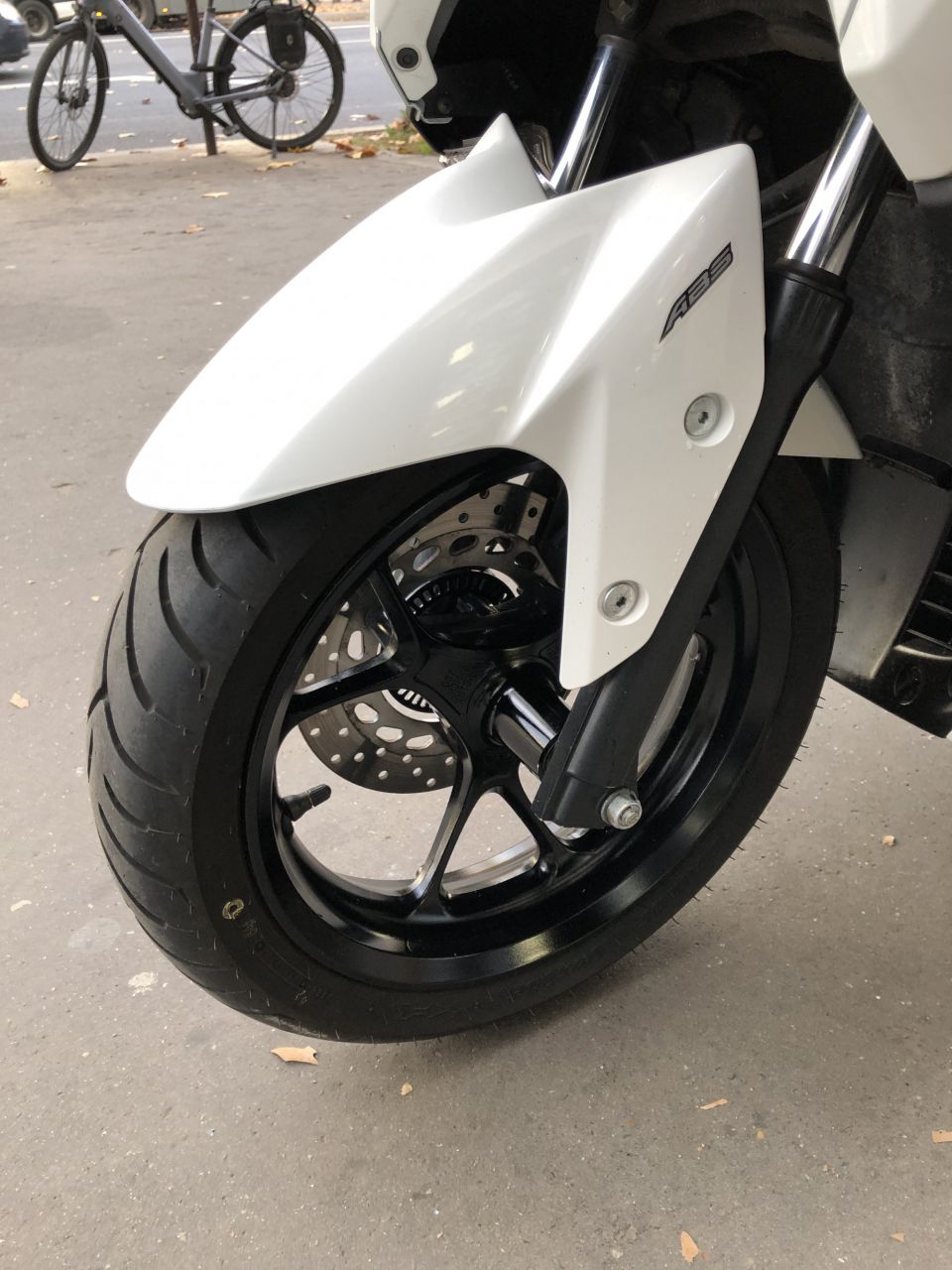 YAMAHA NMAX 125 4