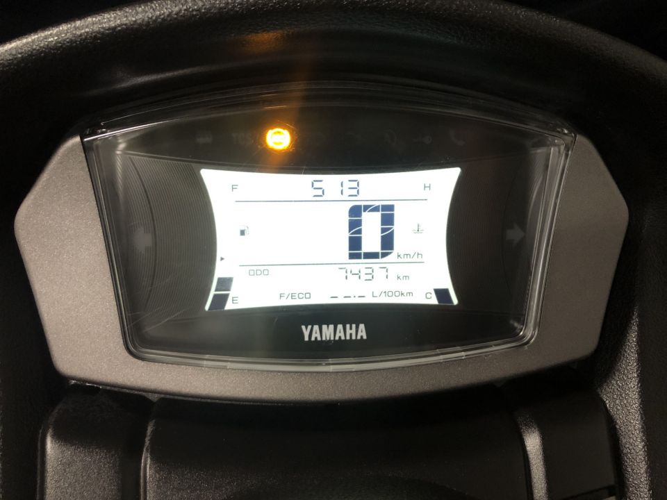 YAMAHA NMAX 125 4