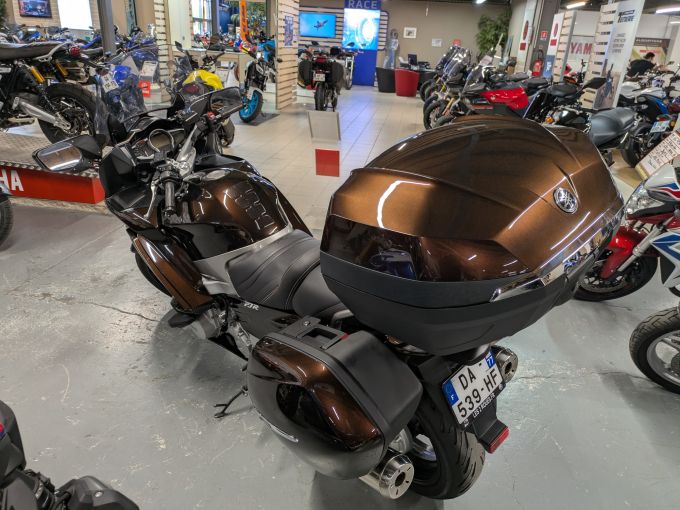 YAMAHA FJR 1300 ABS 4