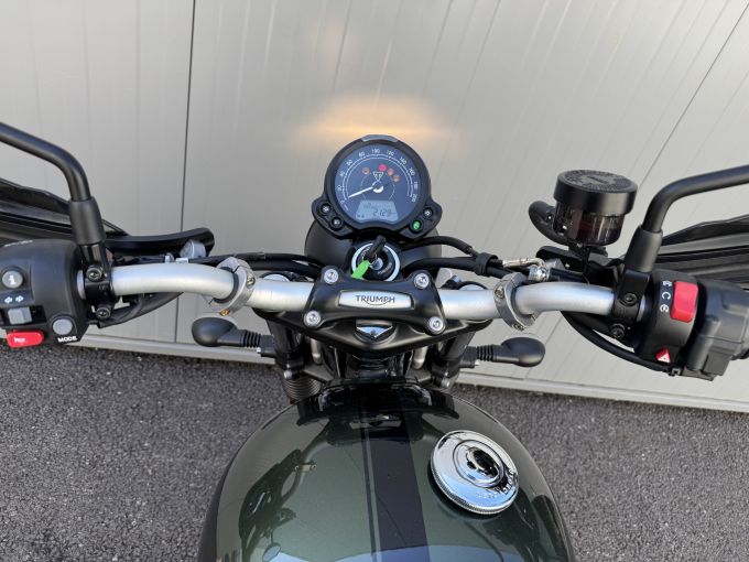 TRIUMPH SCRAMBLER 900 4