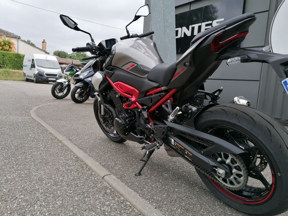 KAWASAKI Z 900 4