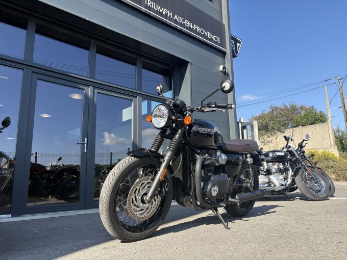TRIUMPH Bonneville T120 Black 4