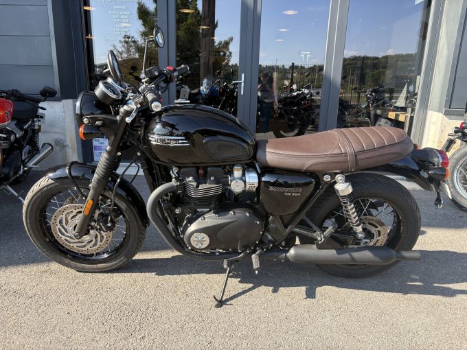 TRIUMPH Bonneville T120 Black 4