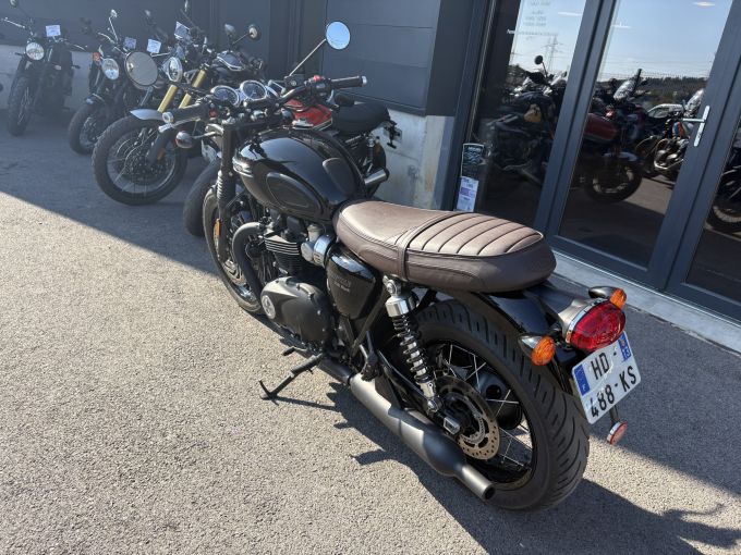 TRIUMPH Bonneville T120 Black 4