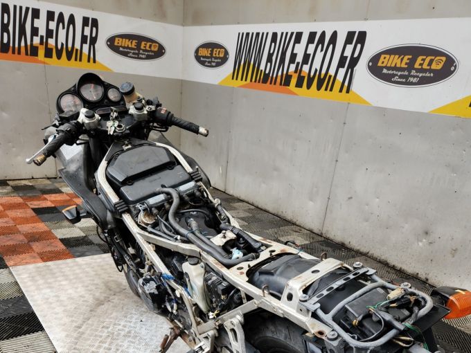 HONDA VF 1000 R 4