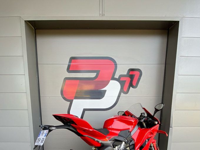 DUCATI PANIGALE 1103 V4 4