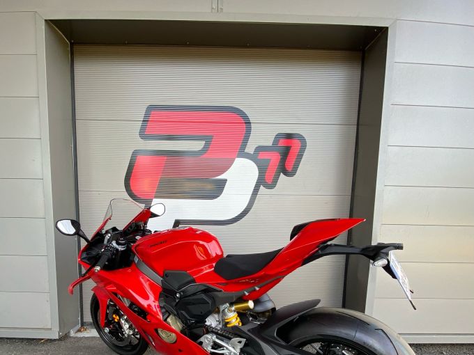 DUCATI PANIGALE 1103 V4 4