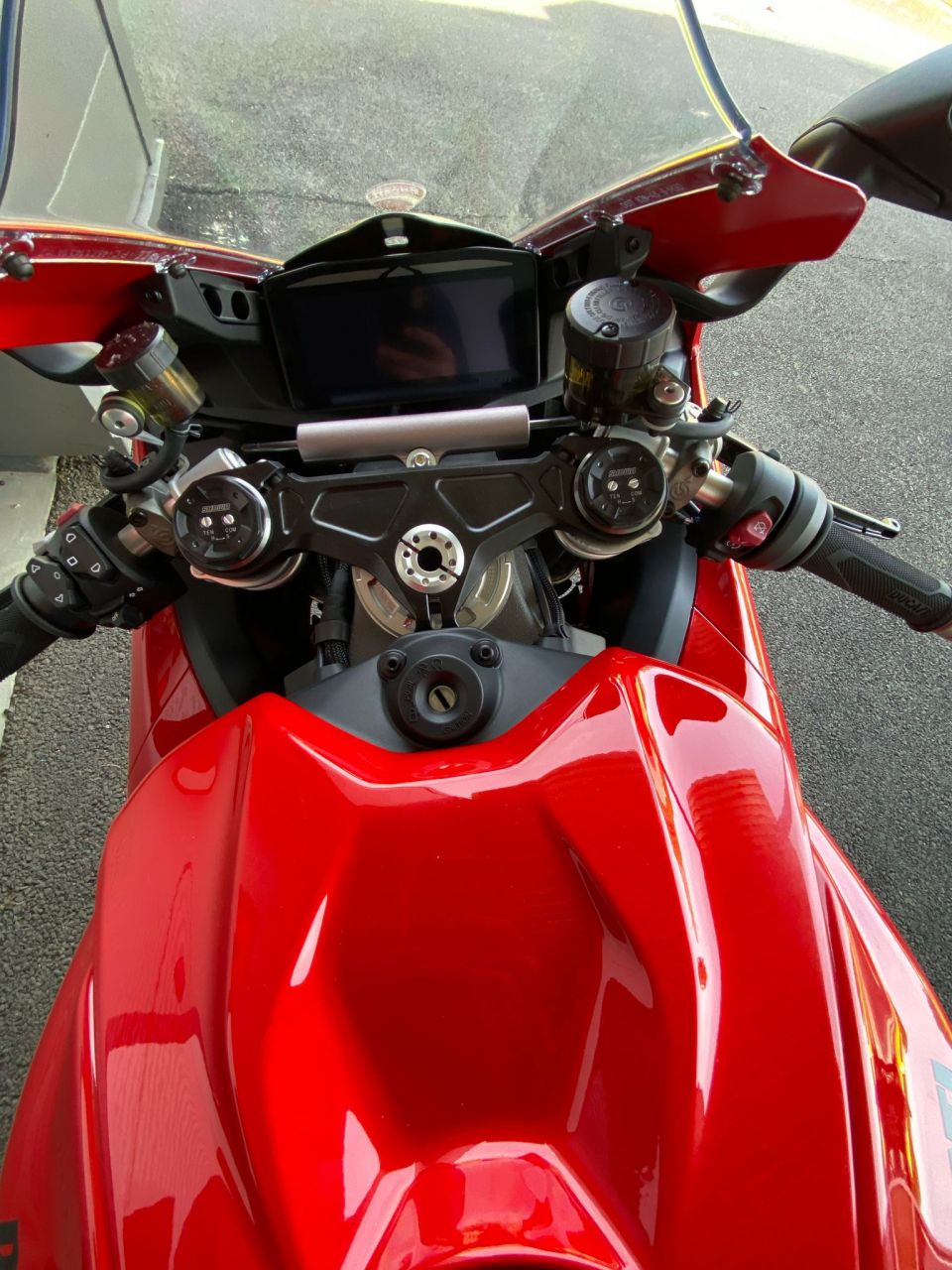 DUCATI PANIGALE 1103 V4 4