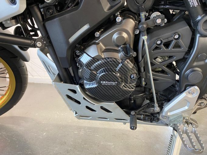 YAMAHA XTZ TENERE 700 4