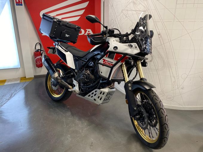 YAMAHA XTZ TENERE 700 4