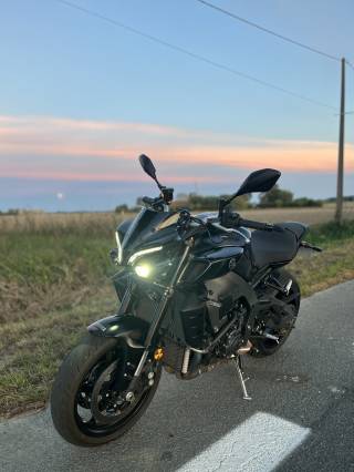 YAMAHA MT-10 - 2022