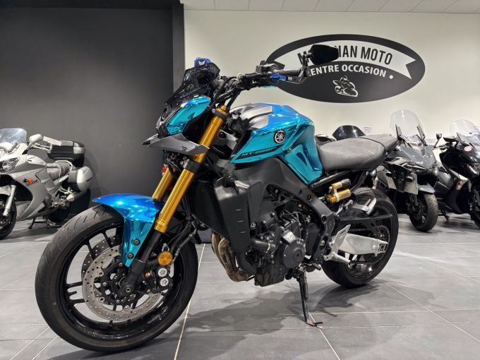 YAMAHA MT-09 SP 4