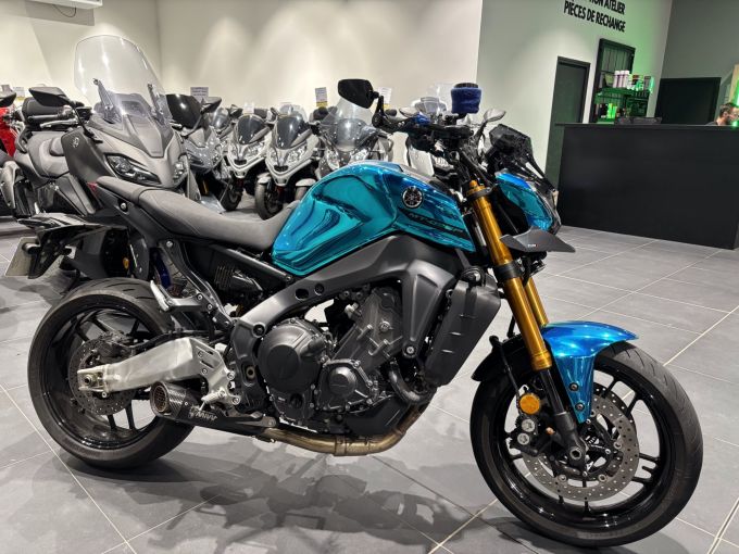 YAMAHA MT-09 SP 4