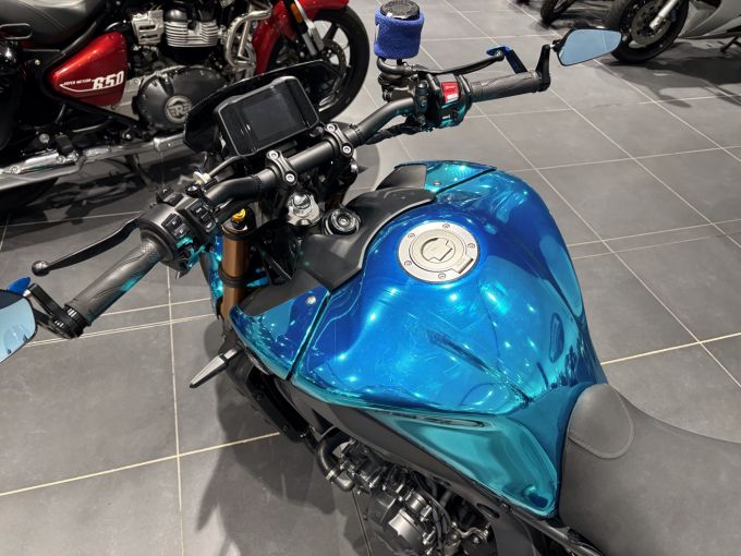 YAMAHA MT-09 SP 4