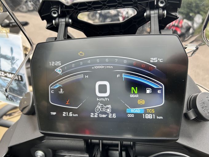 VOGE DS900X 4