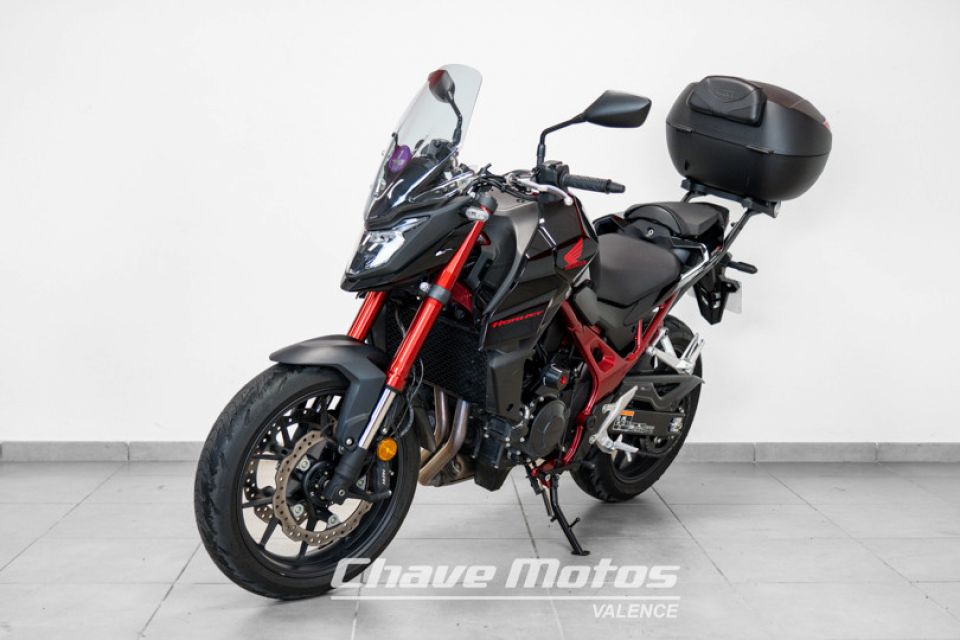 HONDA CB750 HORNET 4