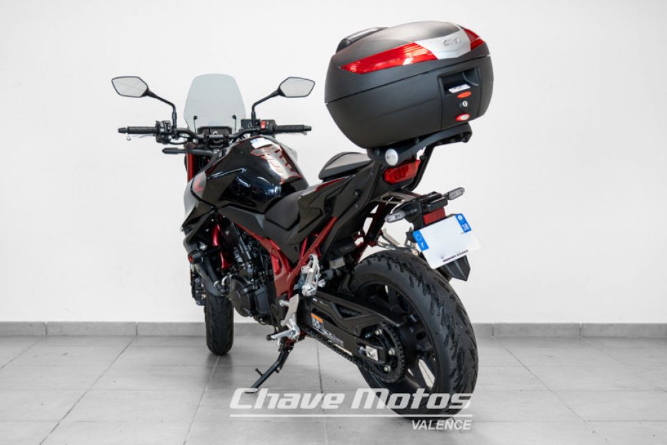 HONDA CB750 HORNET 4