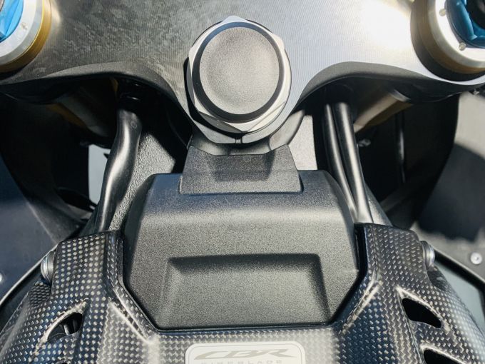 HONDA CBR 1000  RR-R FIREBLADE SP 4