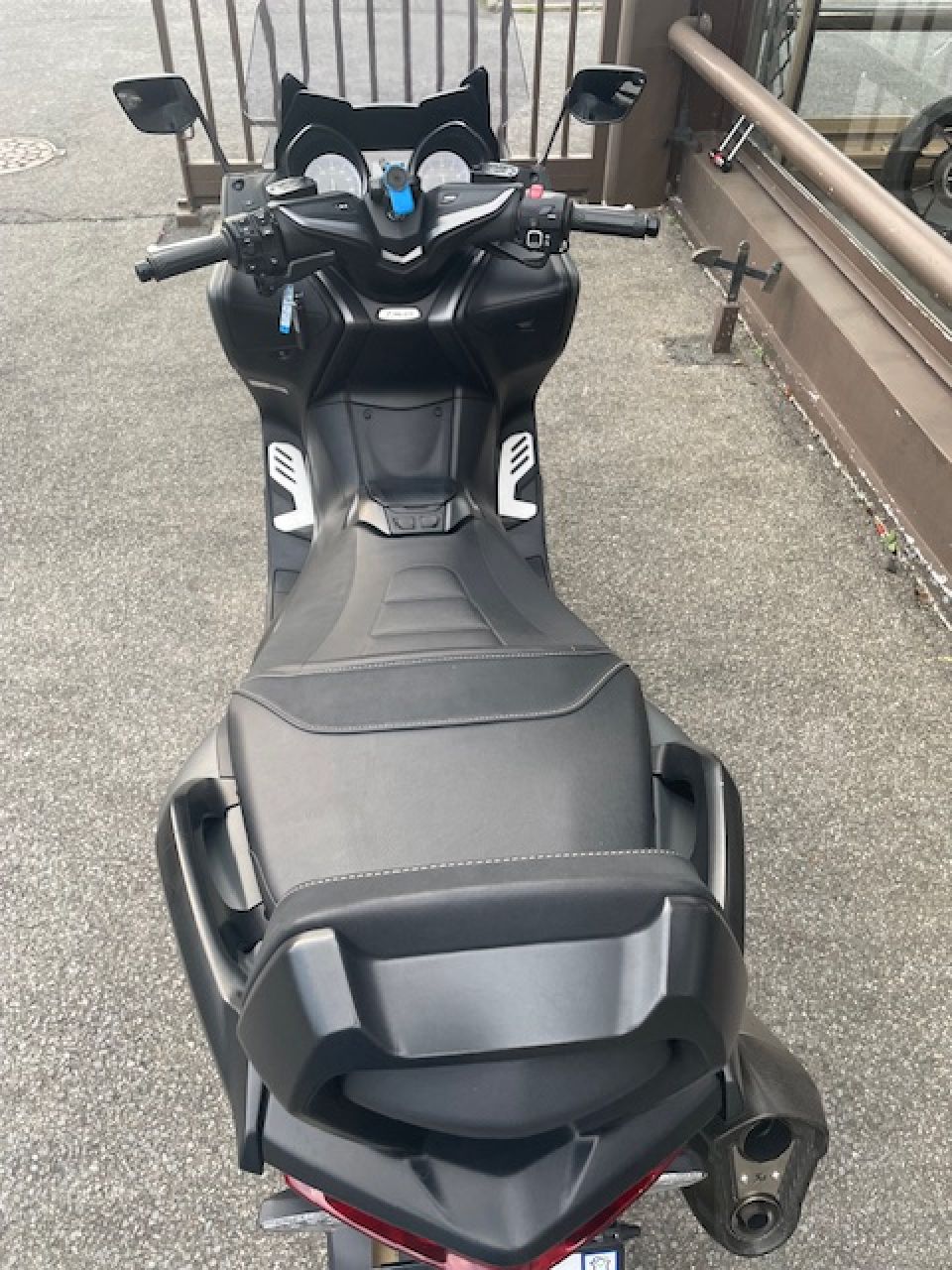 YAMAHA XP T-MAX 560 TECH MAX KAMO 4