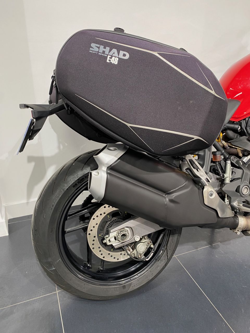 DUCATI MONSTER 821 4