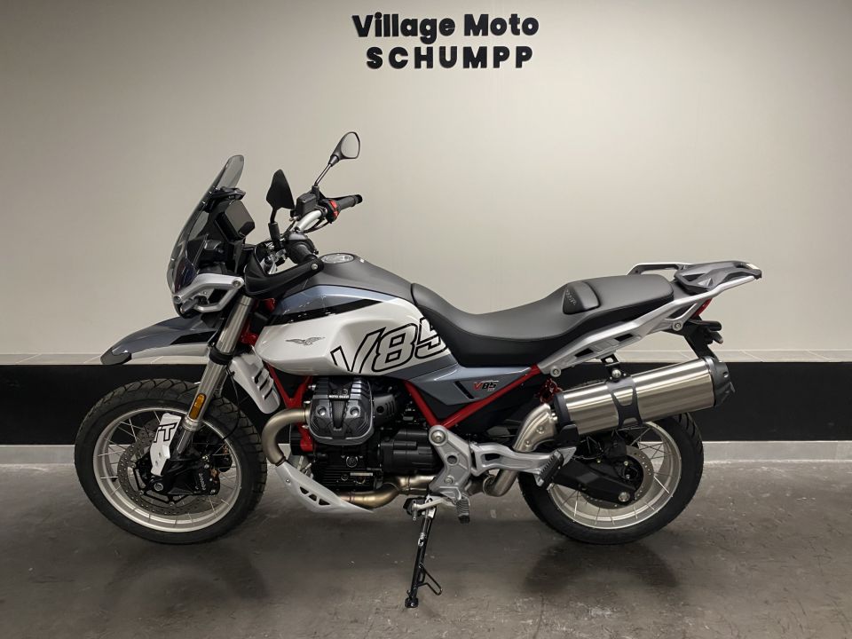 MOTO GUZZI V85 TT 850 4