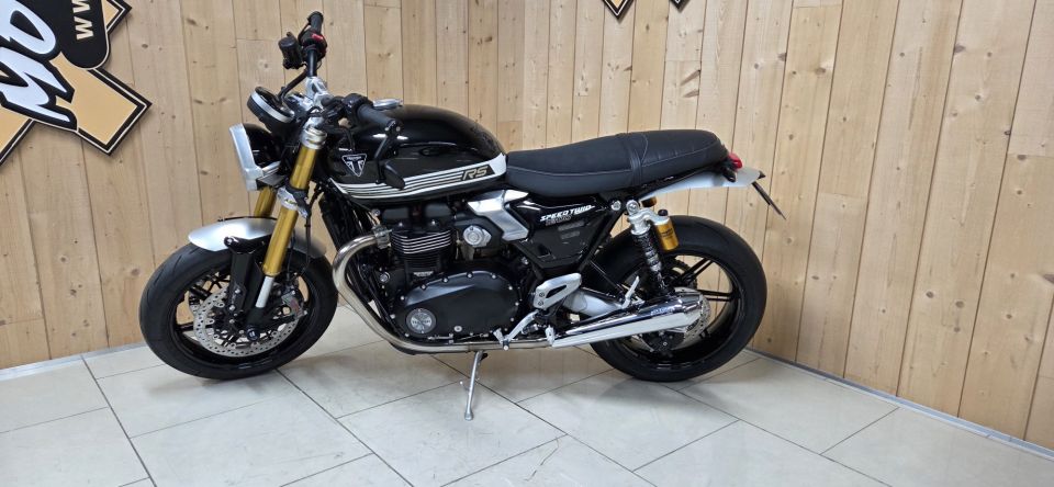 TRIUMPH SPEED TWIN 1200 4