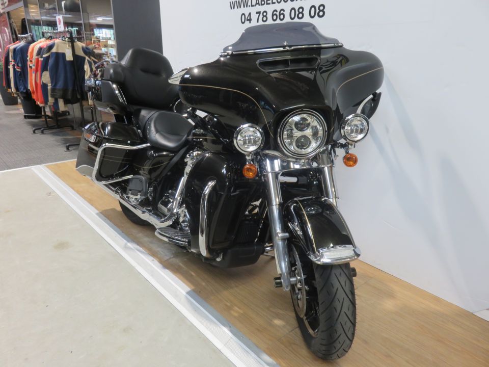 HARLEY-DAVIDSON ELECTRA GLIDE ULTRA LIMITED 4