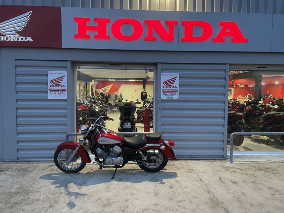 HONDA SHADOW 125 4