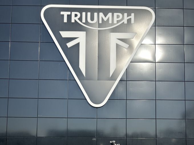 TRIUMPH TF 450-RC 4