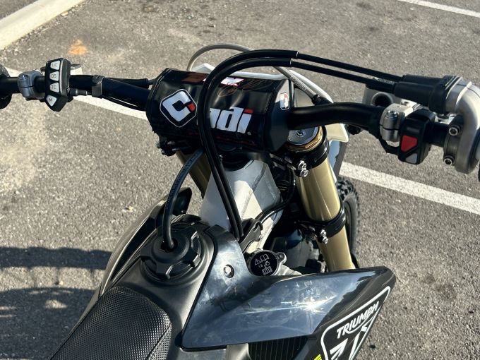 TRIUMPH TF 450-RC 4
