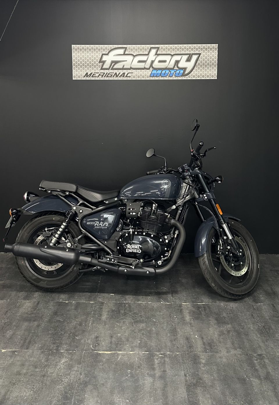 ROYAL ENFIELD SHOTGUN 650 4